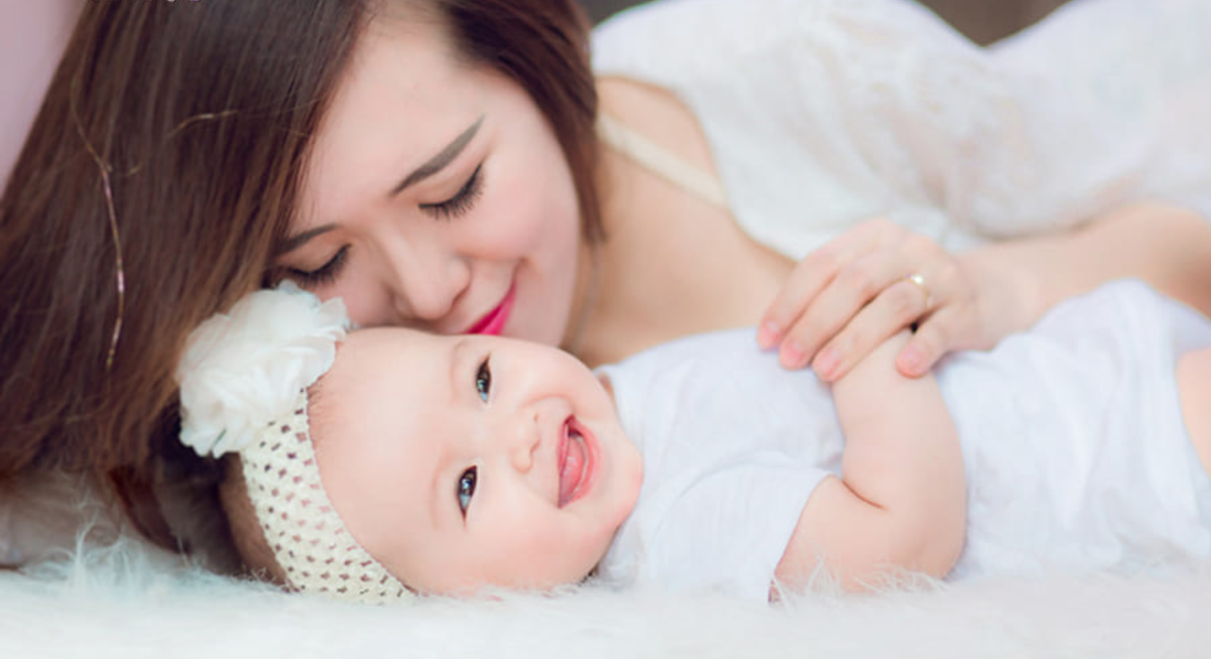 Cách tập cho bé bú bình hiệu quả